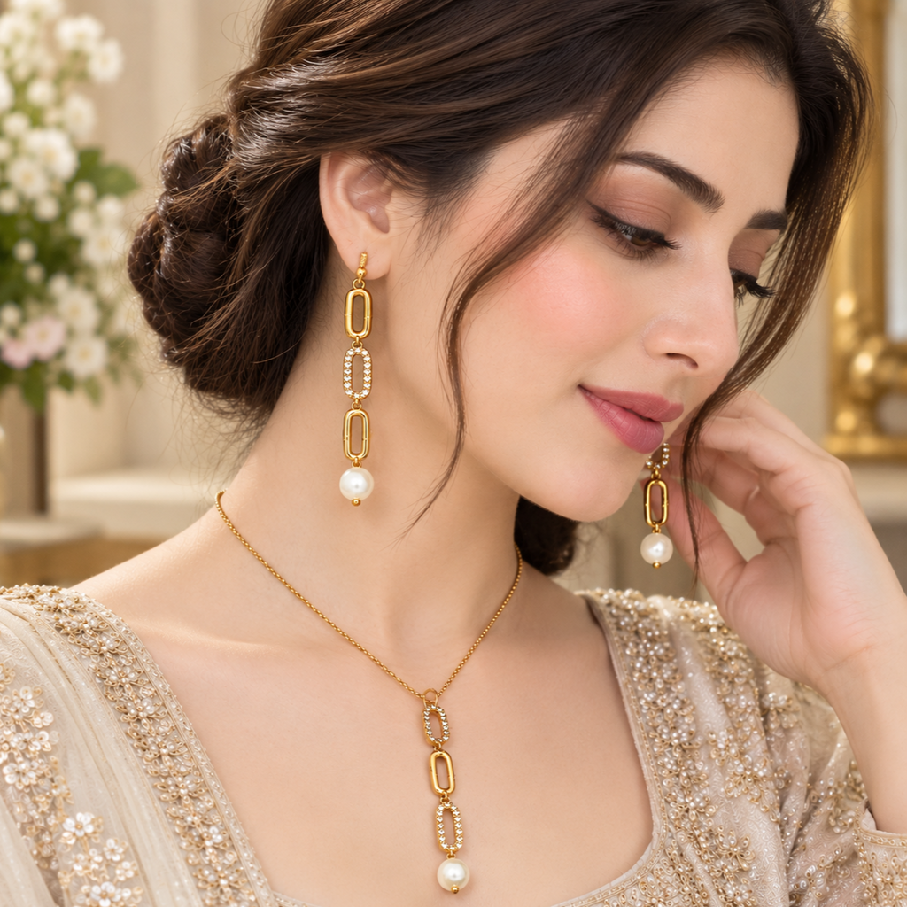Beautiful Gold plated set with gold plated chain
