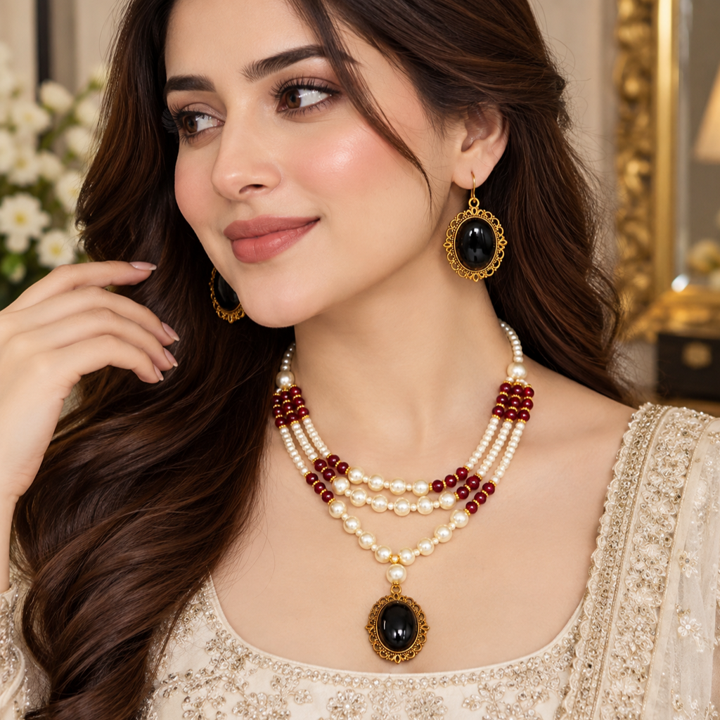 Beautiful Short Maala Set