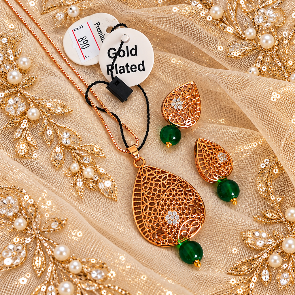 Gold plated Pendant set