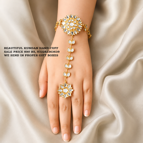 Beautiful, adjustable kundan Slave Bracelet