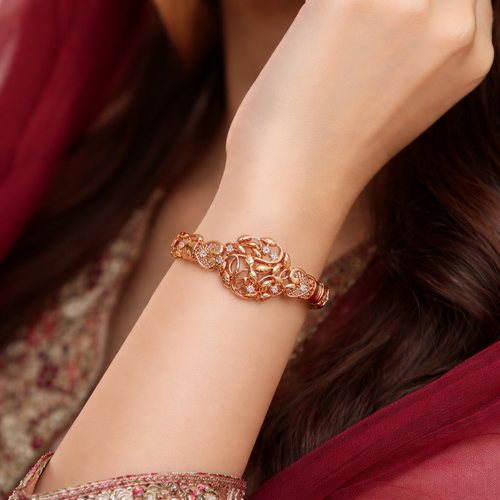 Gold plated gorgeous Openable Bracelet