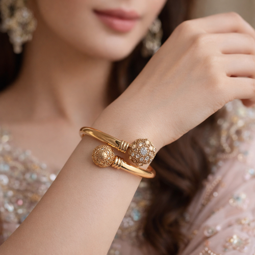 Gold plated adjustable Kara bracelet