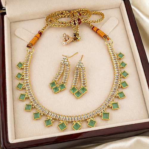 Premium quality Zirconia Necklace set